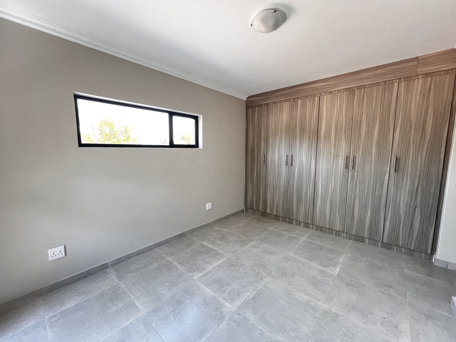 3 Bedroom Property for Sale in Van Der Hoff Park North West